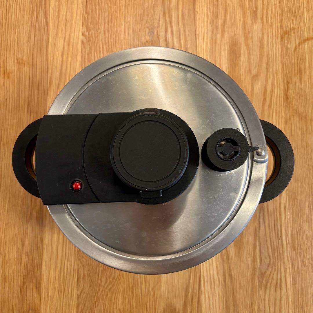 【美品】MEYER マイヤー 圧力鍋 プレミアムプレッシャークッカー 4.0L