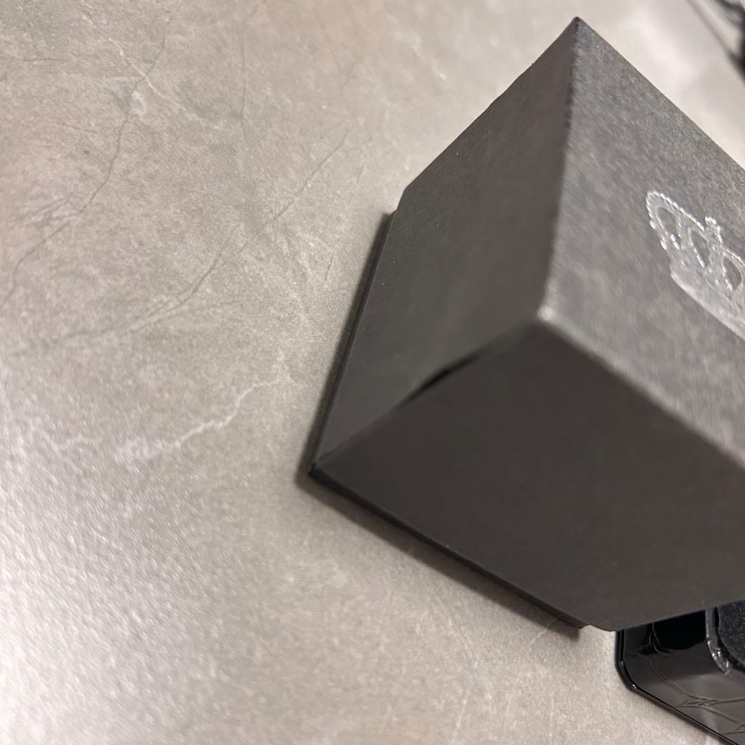 ジャスティンデイビス　クラウン両耳ピアス