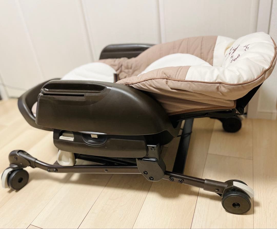 ✨️お値下げしました✨️combi ネムリラ オートスウィング