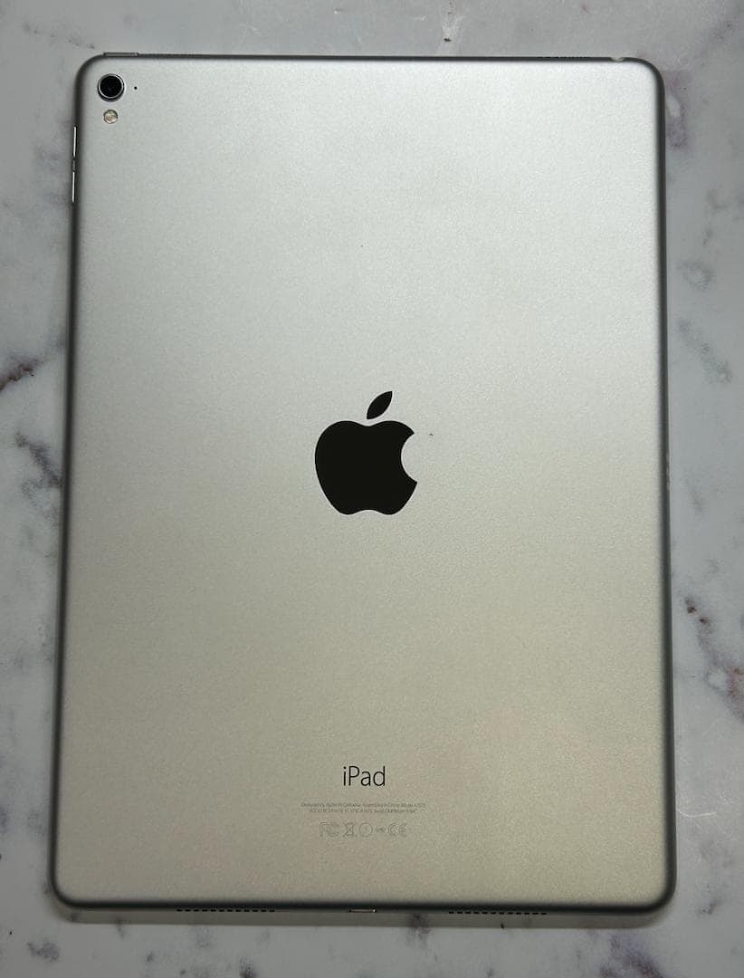ジャンク品　アップル　iPad Pro 9.7インチ　Wi-Fiモデル　32GB