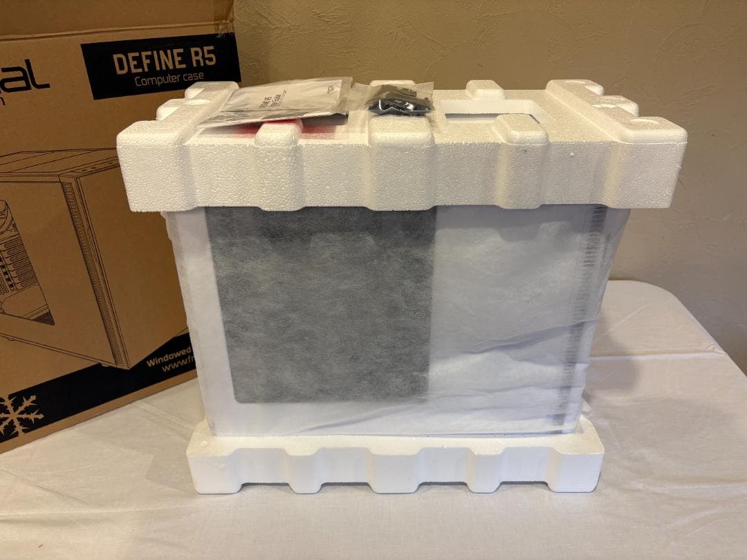 【美品完品】Fractal Design Define R5 Window 白