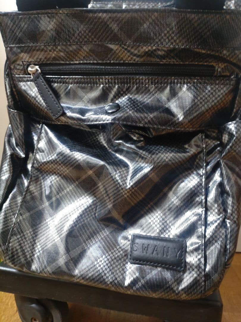 SWANY　スワニー　ショッピングカート　シルバーパテントチェック