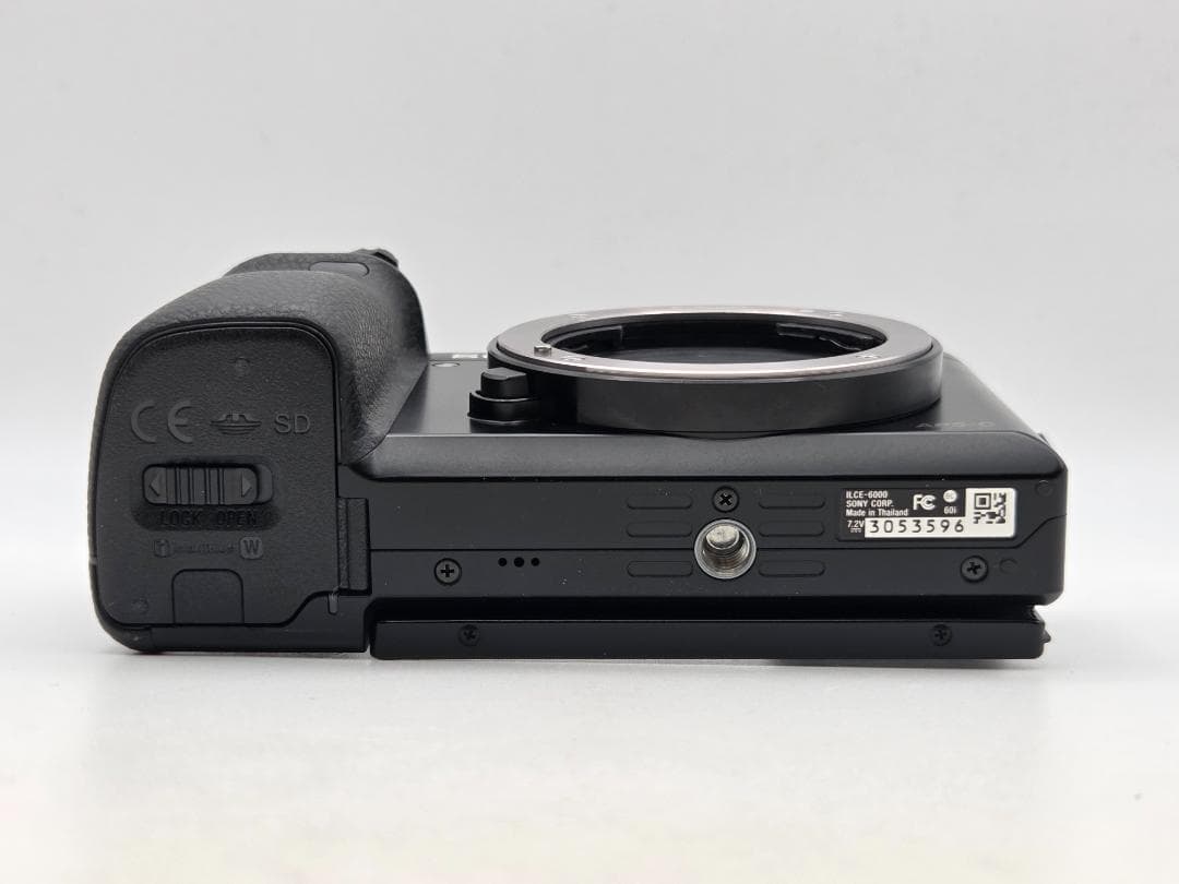 SONY α6000 ボディ ブラック ILCE-6000 2,330ショット
