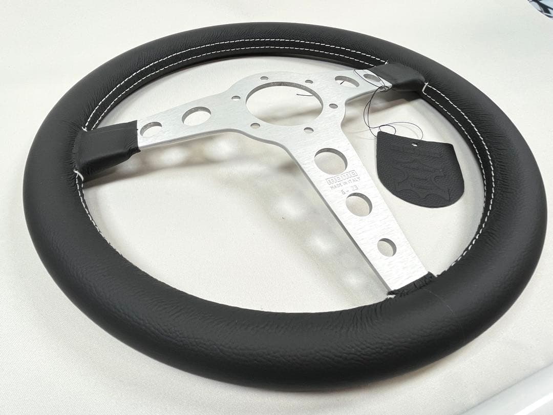 正規品新品 MOMO PROTOTIPO 350mm プロトタイプ P-2