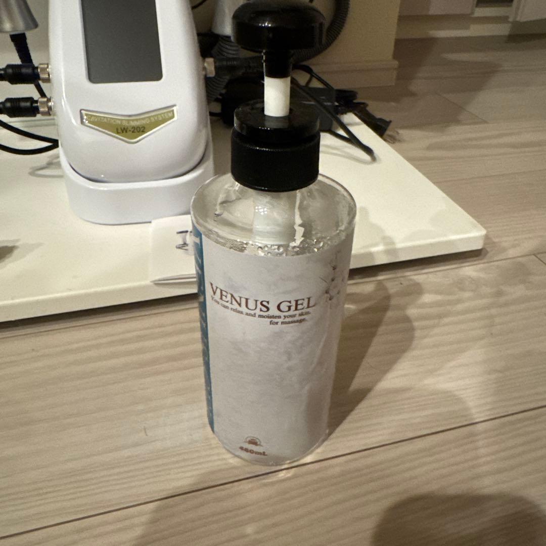 【日本語説明書付 】4in1 複合美容機 痩身機器　ジェル付