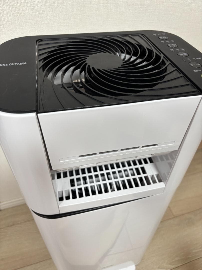 アイリスオーヤマ　除湿器　2021年製