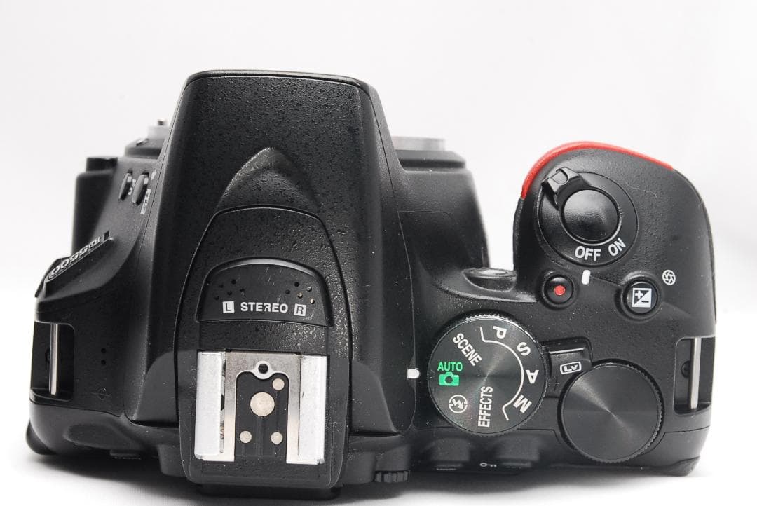 Nikon D5500 ♥カメラデビューに♥Wi-Fi &自撮り♥手ぶれ補正