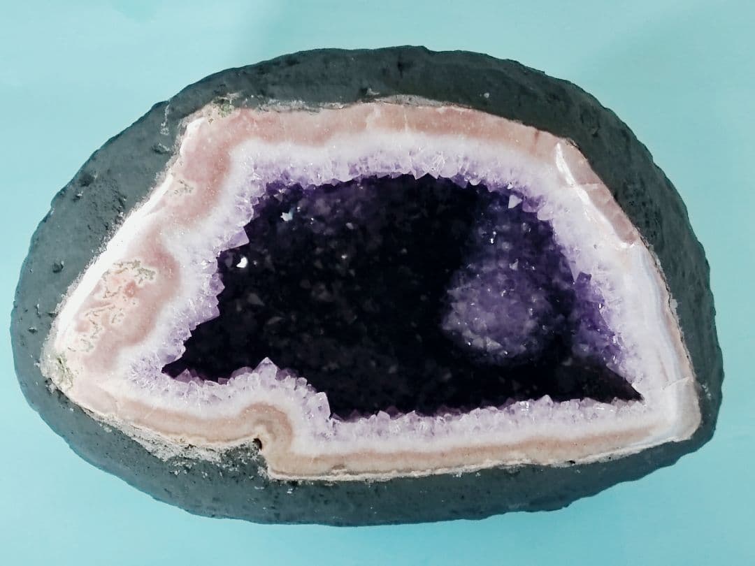 パワーストーン　天然石　アメジスト　ドーム　2.9kg　No.801