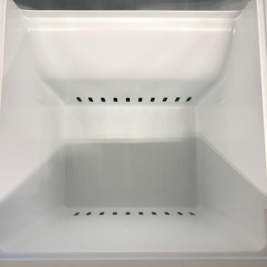 690 ブラックカラー　冷蔵庫　200L弱　洗濯機　小型　一人暮らし　極美品