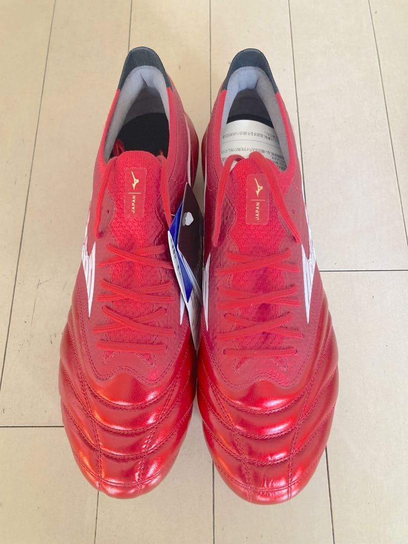 モレリアネオ4βジャパン　赤　26.5㎝ 新品。