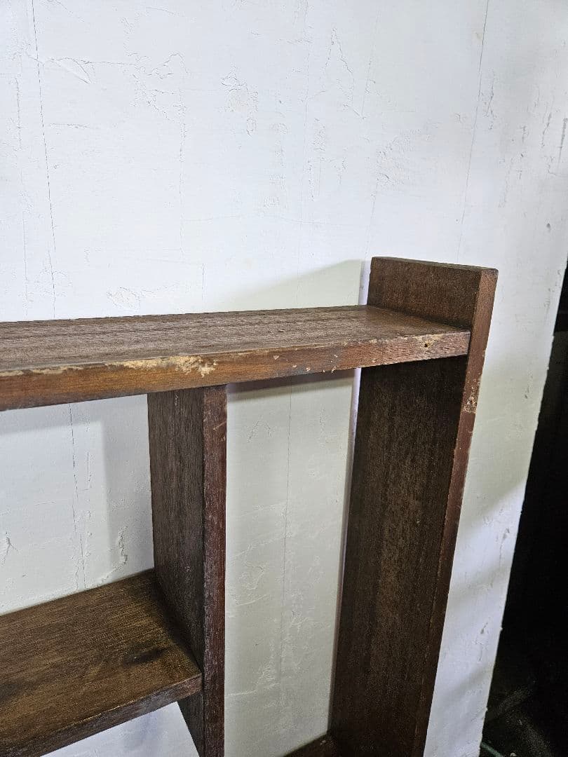 日本のアンティーク 古い木製のオープンラック ウォールシェルフ 飾り棚