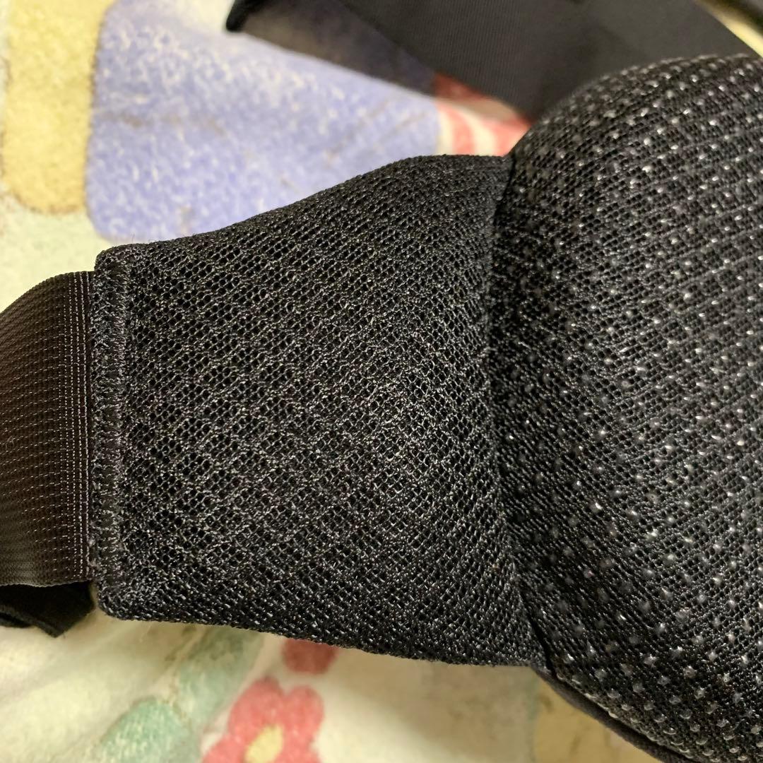 Hugoo ハグー　抱っこ紐用バッグ ヒップシート　赤ちゃん