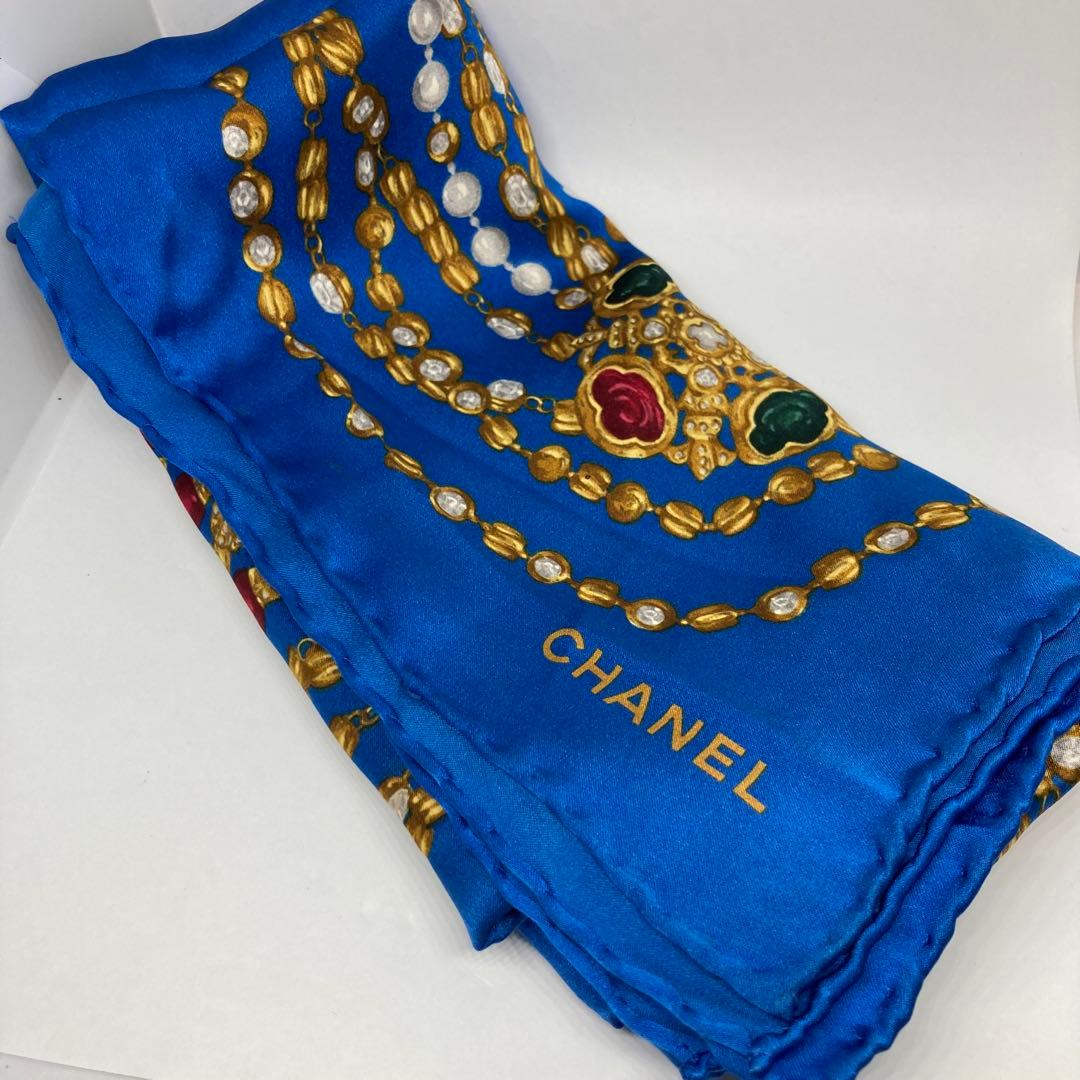 CHANEL シャネル チェーン 宝石柄 スカーフ ブルー