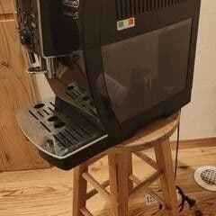 デロンギ　エスプレッソマシン　マグニフィカS