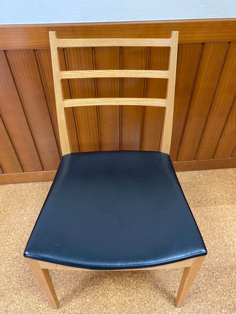 日本製　スタイリッシュ nissin 日進木工 ダイニングチェア 椅子