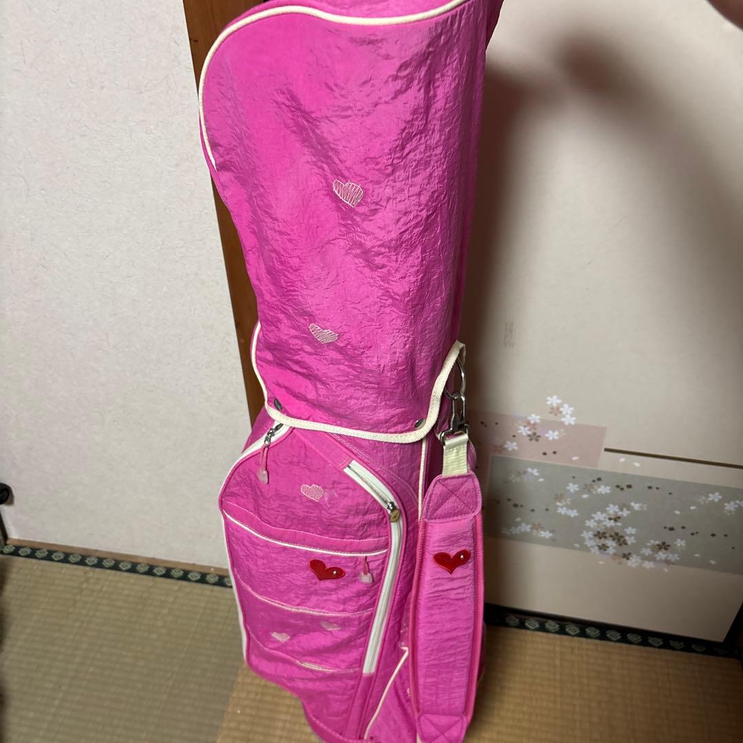 ピンク ゴルフバッグ ハート刺繍付き