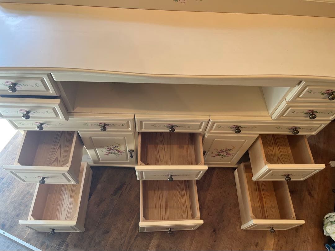 ロココ調 白家具 インテリア アンティーク 薔薇 ローズ チェスト 姫系