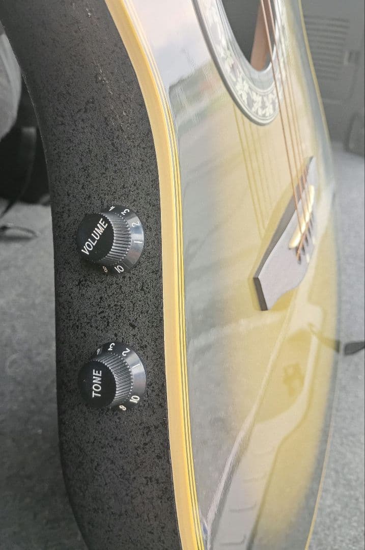 美品　アコースティックギター グリーン/イエロー　クラフトマン　ケース付