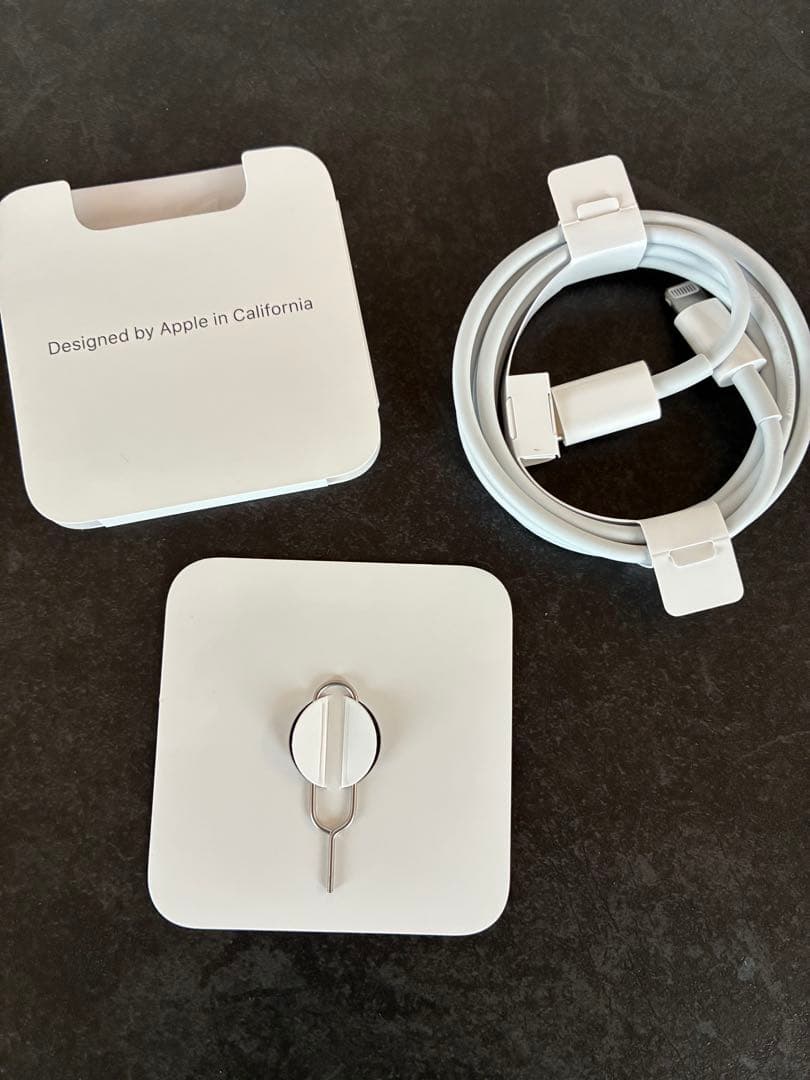 iPhone SE 第2世代 SE2 64GB Red 赤 SIMフリー