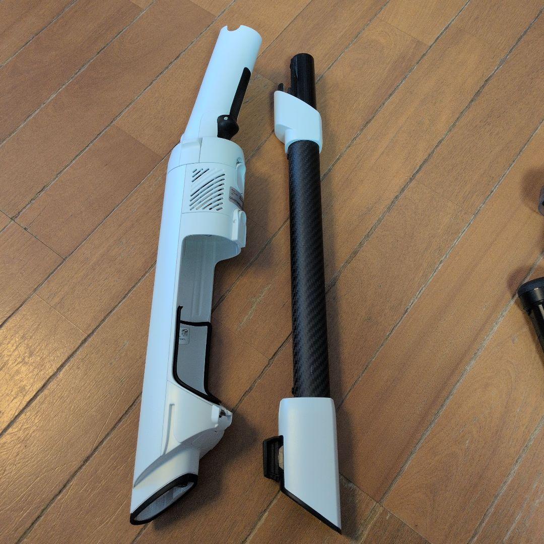 ★中古美品欠品あり大人気 Shark LC400JWH コードレスクリーナーです