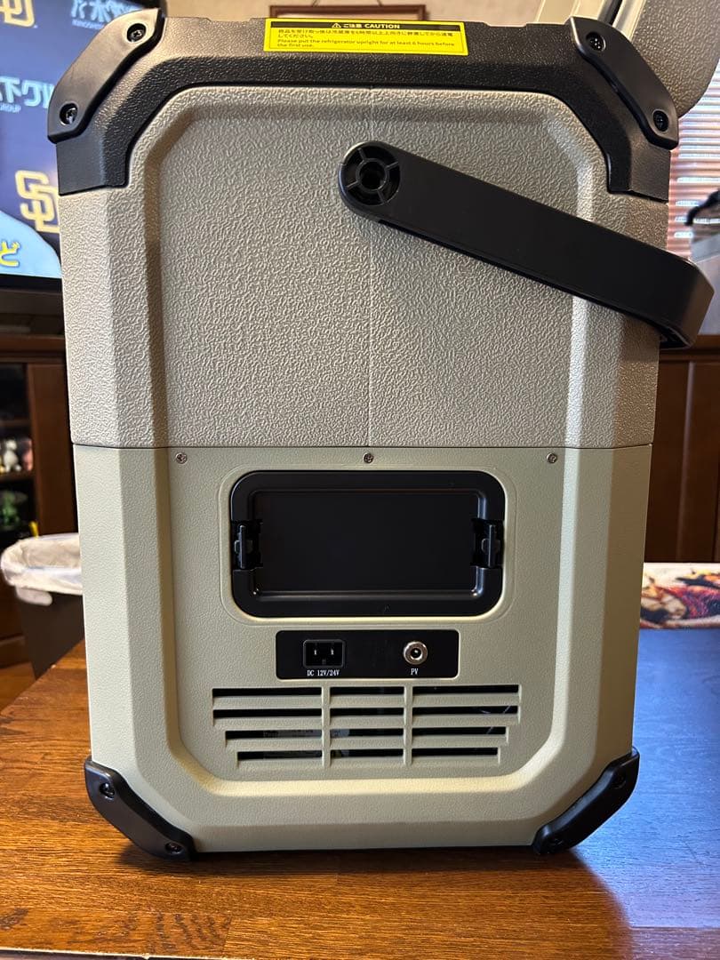 eenour 車載冷蔵庫　D18 18L