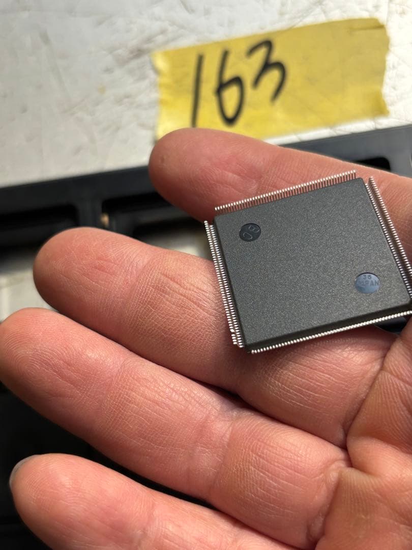 (29個)ルネサス　HD6417750SVF133V。新品同様。未使用.