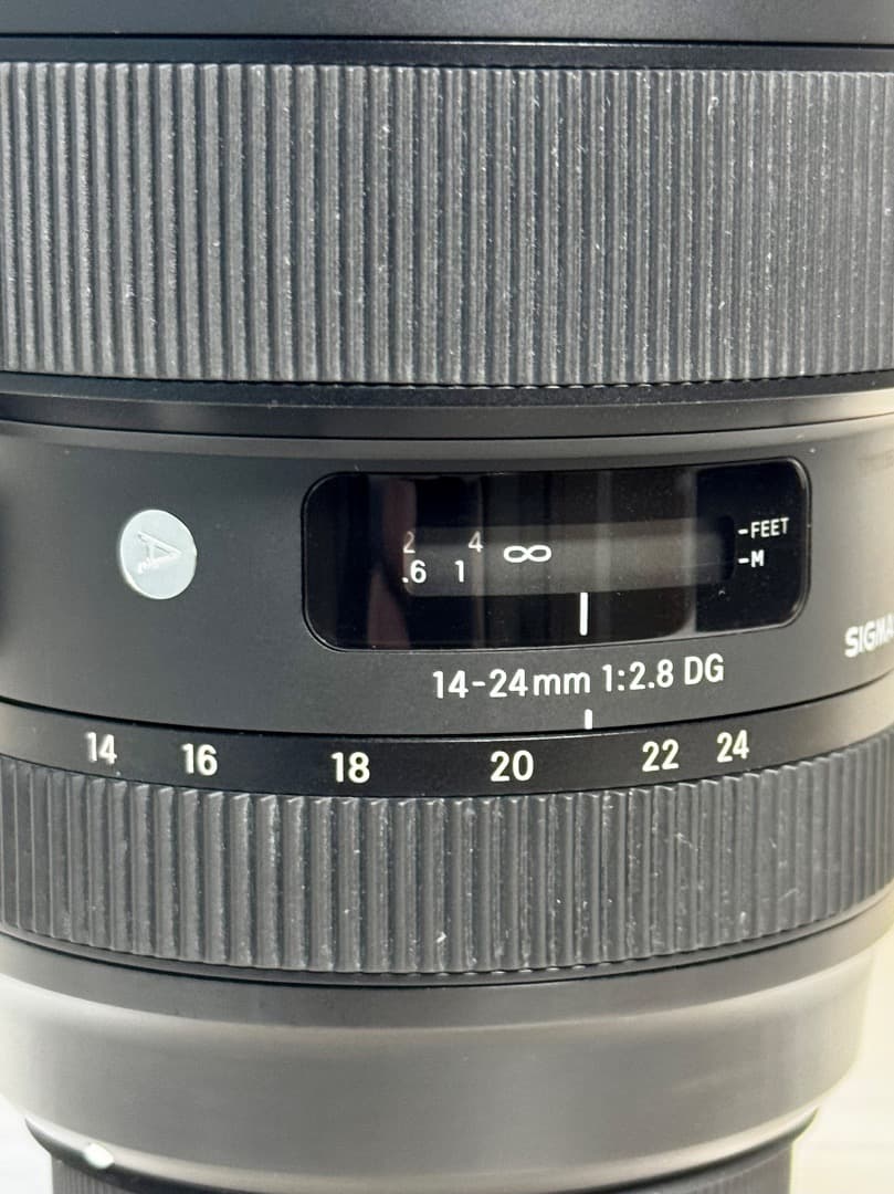 【美品】SIGMA 14-24mm F2.8 DG HSM Art EFマウント