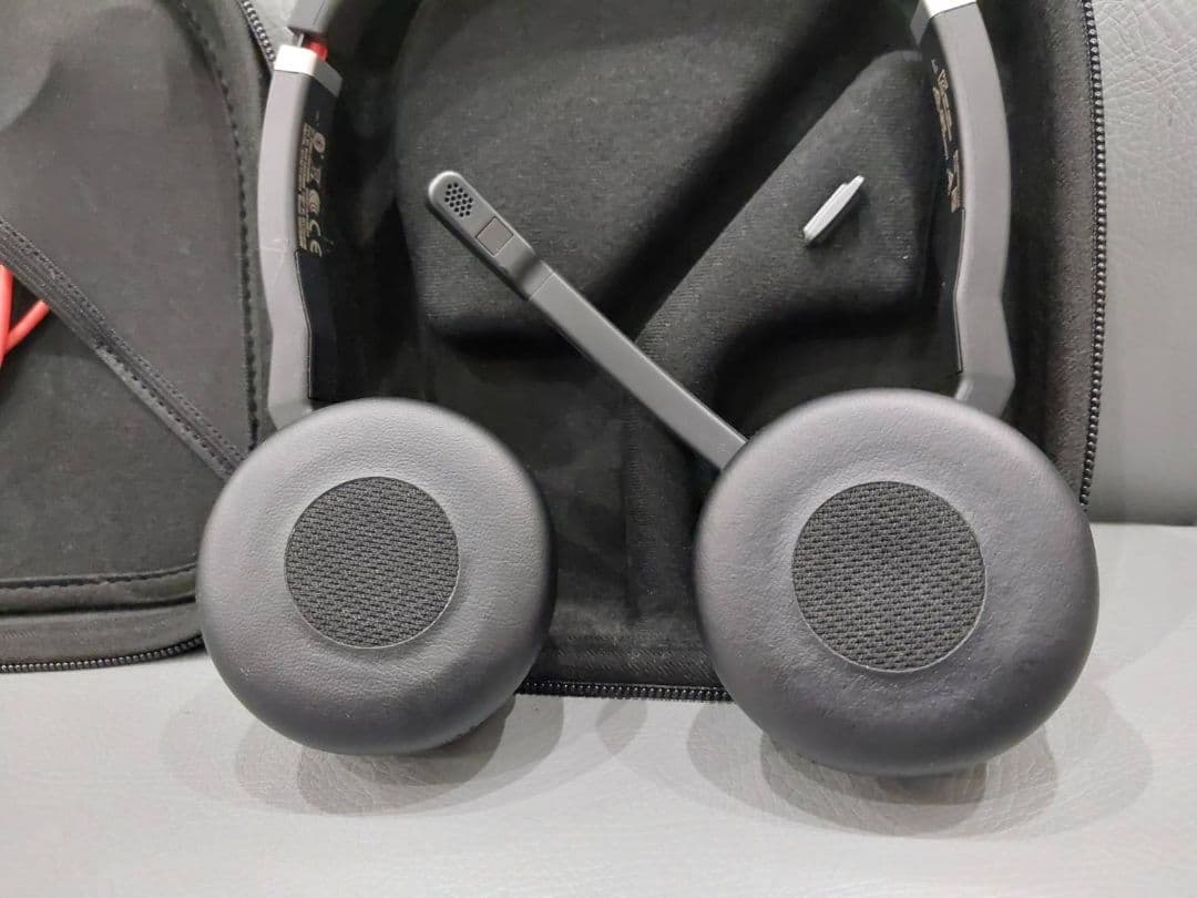 ☆美品☆　Jabra Evolve 75 HSC040W ヘッドセット　ケース付