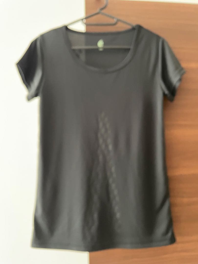 リライブ　レディース2分袖シャツ、スパッツ　Ｍサイズ