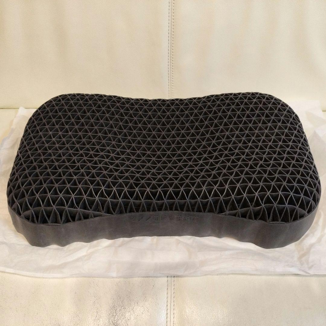 【極美品】ヒツジのいらない枕 ー極柔ー（専用ブラックレーベル枕カバー付き）