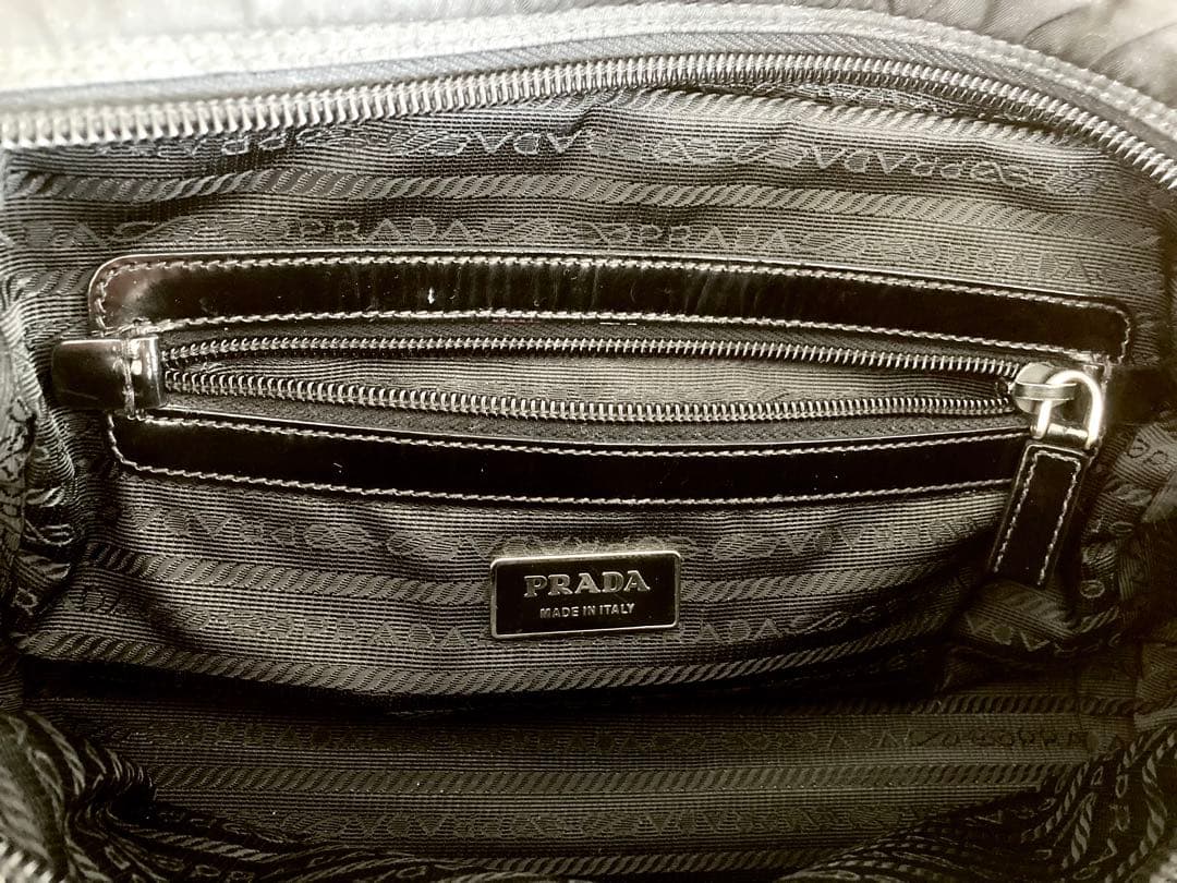 美品⭐︎PRADAナイロンショルダーバッグ