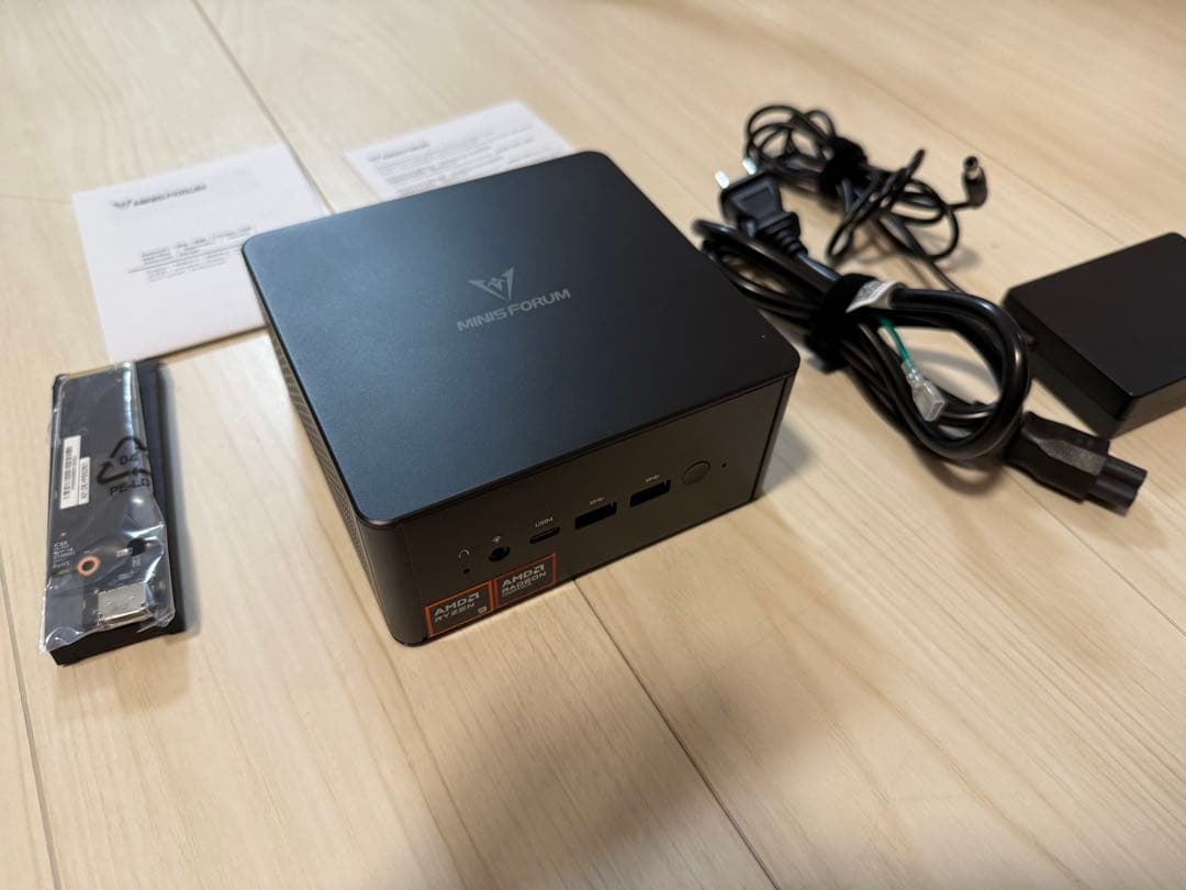 MINISFORUM ELITEMINI UM890 PRO(ほぼ新品)