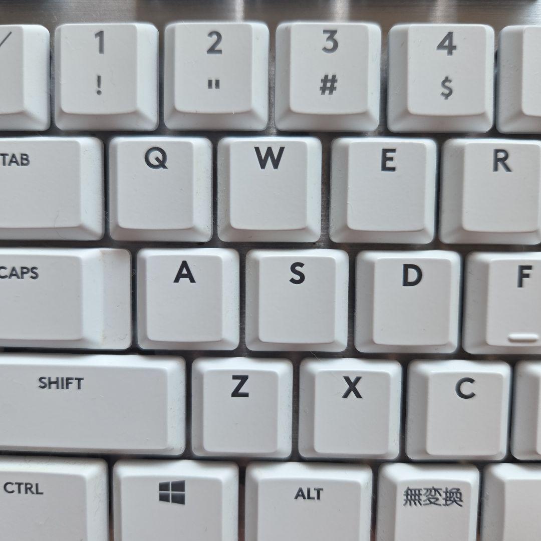 G813 Logicool キーボード　茶軸　ホワイト