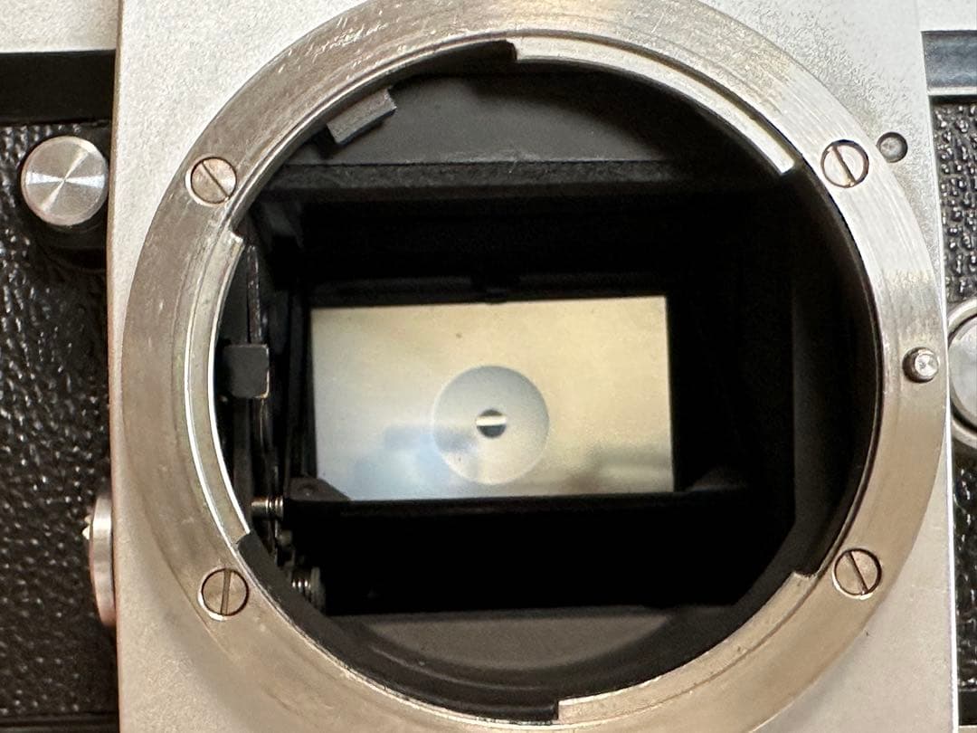 Nikon F アイレベル ボディ（前期型 ）、レンズ35mm 、135mm