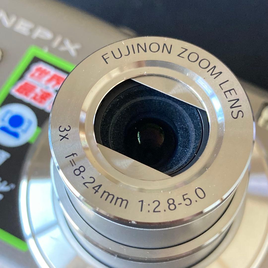 【美品】FUJIFILM FINEPIX F31fd CCDセンサー シルバー