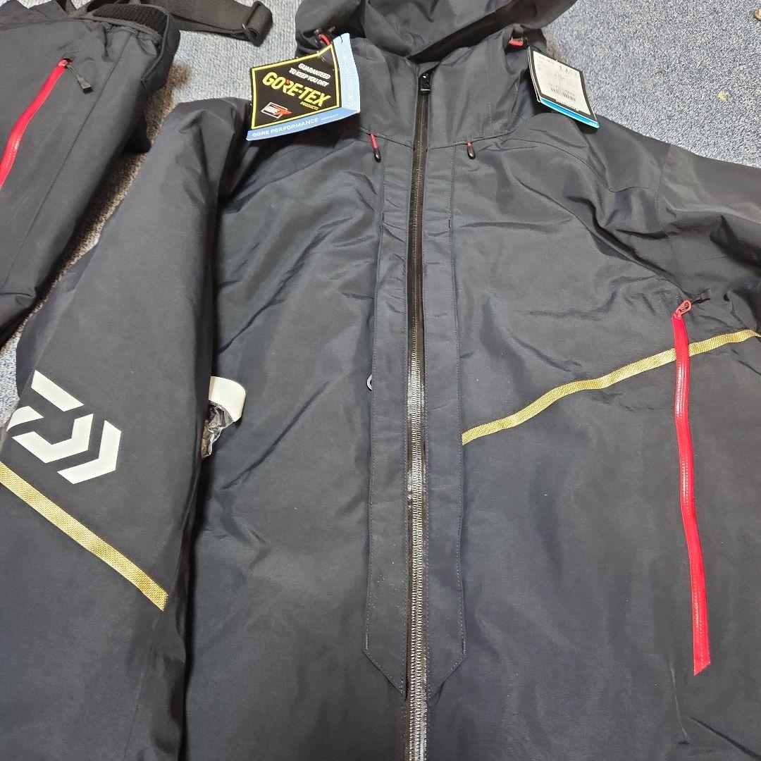 ダイワ ゴアテックス プロダクト コンビアップ ウィンタースーツ DW-1820