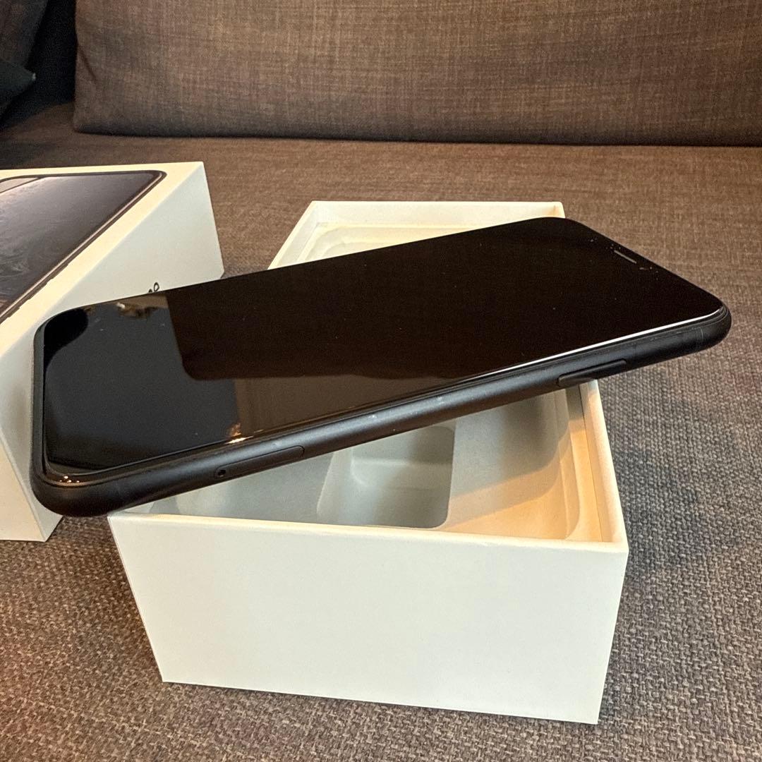 スマートフォン本体 iPhone XR White 64 GB Softbank
