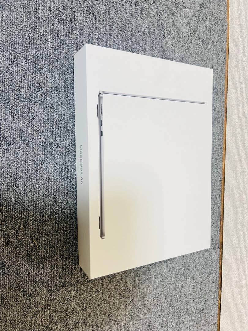 Macbook Air M2 13インチ 8GB 256GB