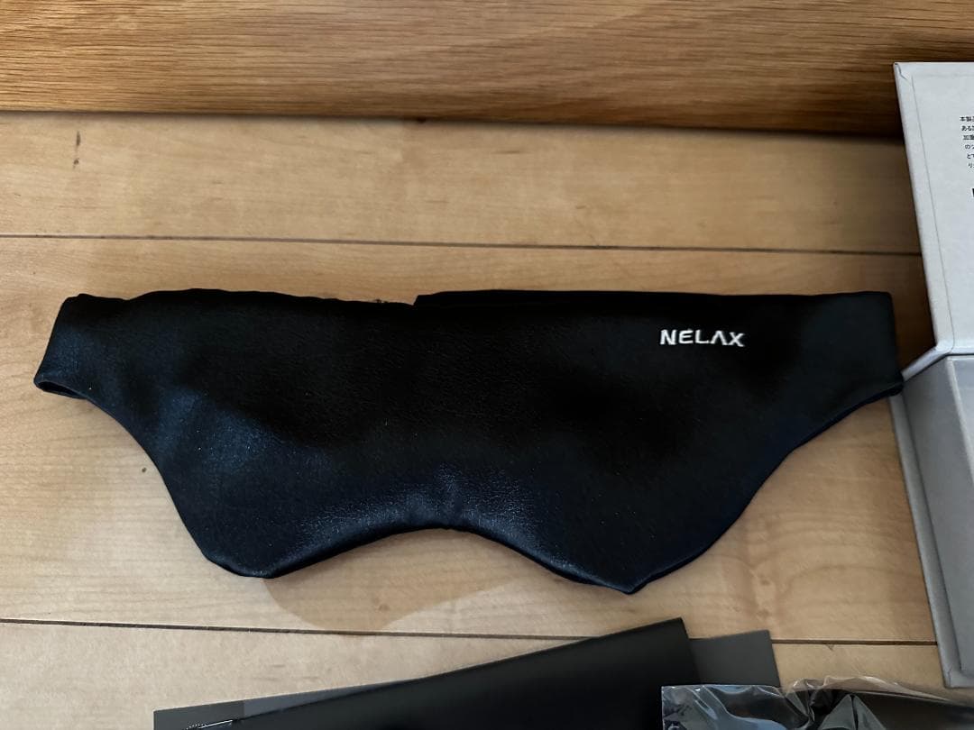 NELAX 加重アイマスク