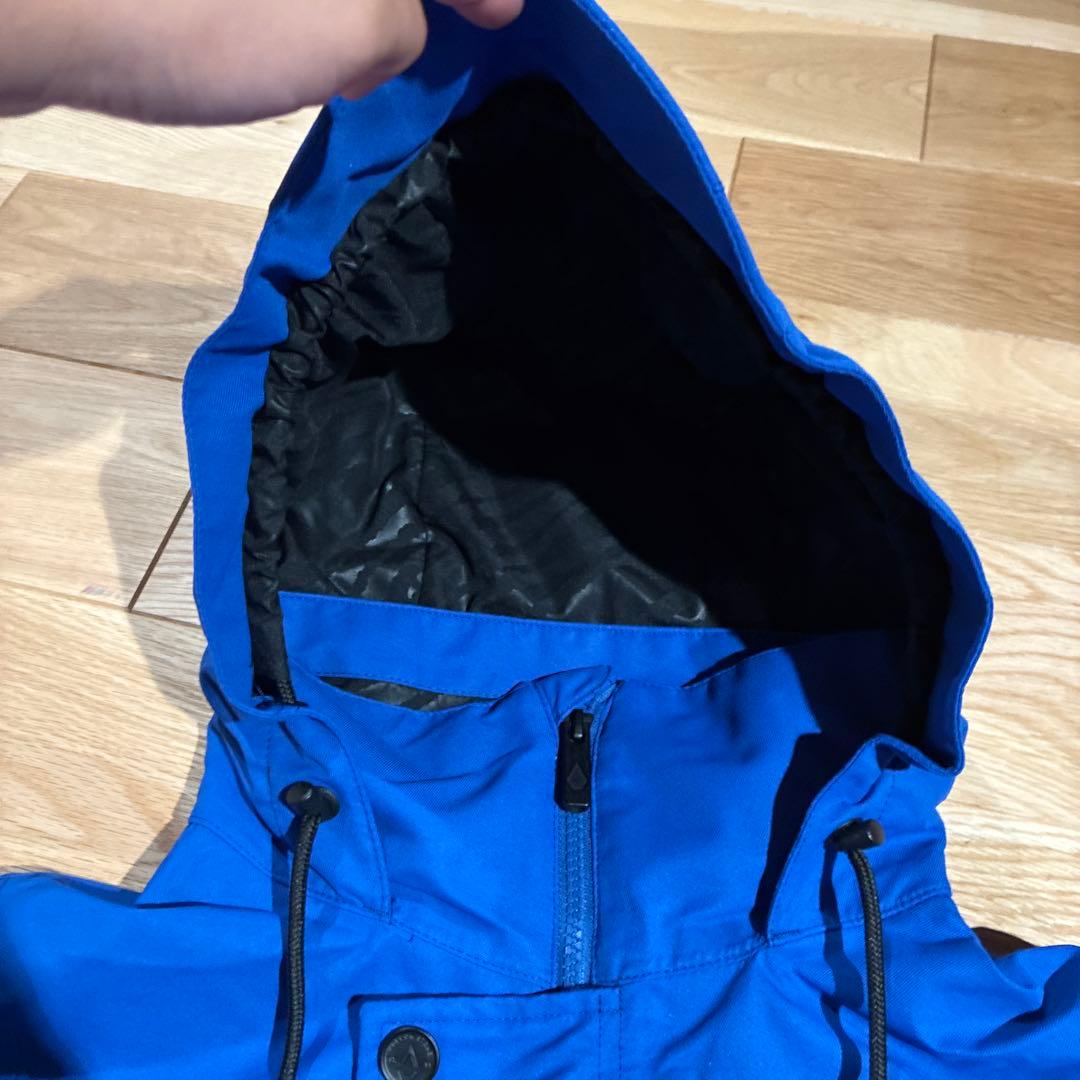 volcom レディース　スノーボードウェア