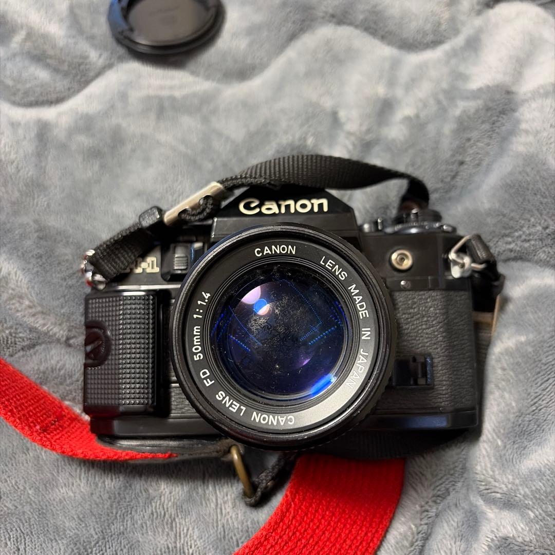 Canon キャノン A-1 ブラック レンズ(FD 50mm F1.4)付き