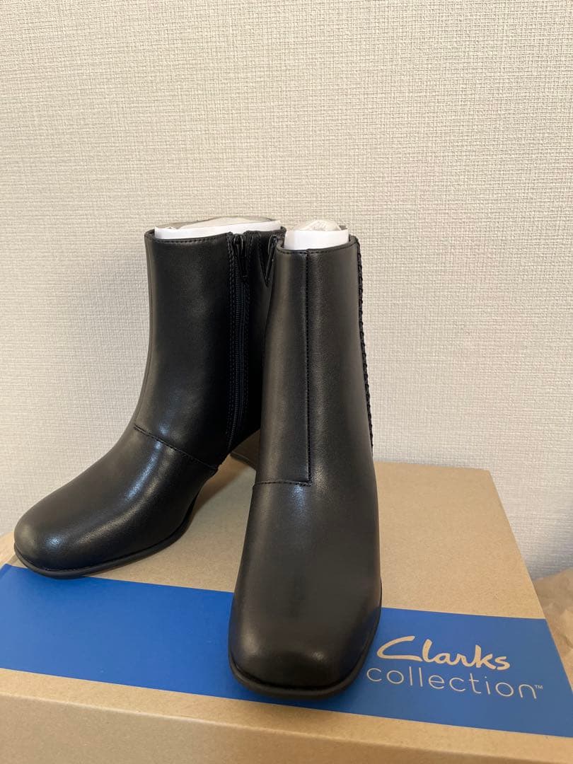 clarks新品クラークスアンクルブーツショット　ブーツブラックレザー　UK4