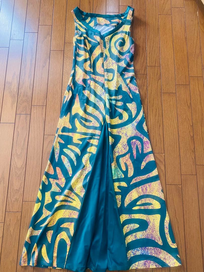 新品　タヒチアンダンス衣装