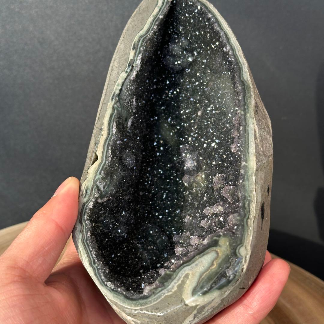 ウルグアイ産❣️天然石 シュガーグリーンアメジストのドーム　置物G.148