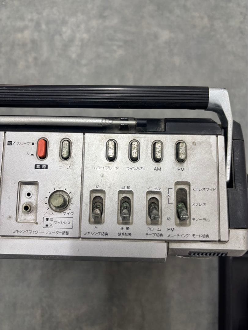 希少！SHARP ラジカセ GF-305ST 昭和レトロ 70s シルバーボディ