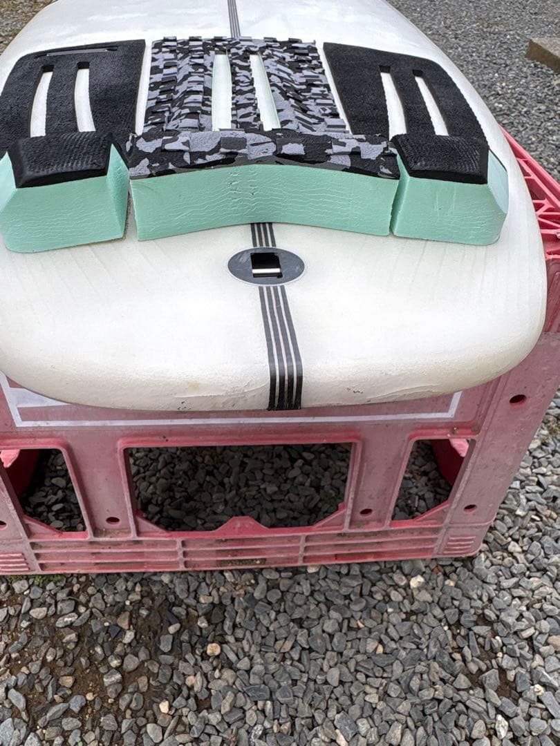 送料込 美品 JSサーフボード monsta8 5'8\"