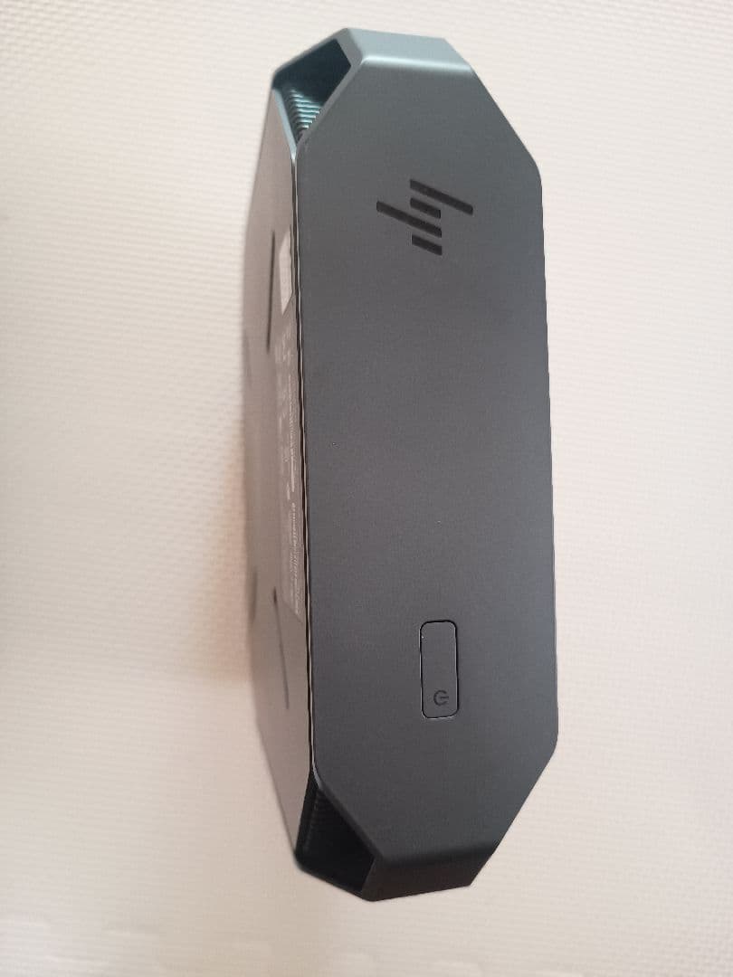 ミニPC HP Z2 MINI G3 Xeon E3 1225v5 16GB 512GB