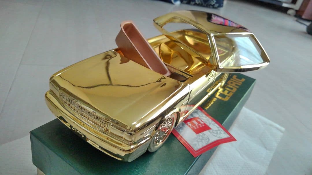 シガレットケース、オルゴール