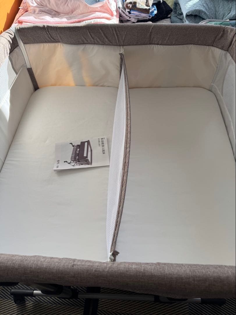 ★美品　双子ちゃん　ベビーベッド　ブラウンカラー