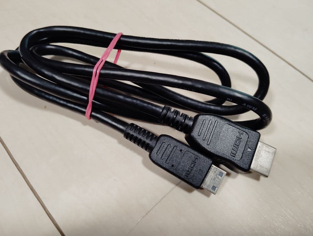 ビデオカメラ　エブリオ　Everio　GZ-HM670　専用ポーチ付